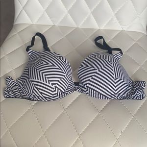 Victoria’s Secret Pink Push-Up Bra